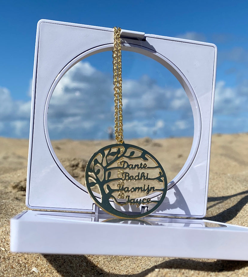 Stella Oro™ - Stamboom Necklace Engraved: Draag Je Familie Dichterbij